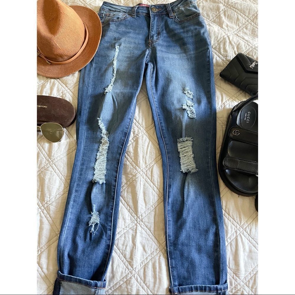 Distressed Skinny Jeans - Picture 2 of 6